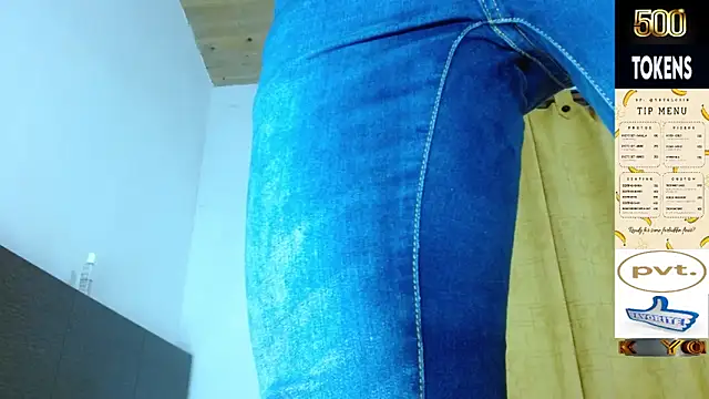 JohanyLatino webcam