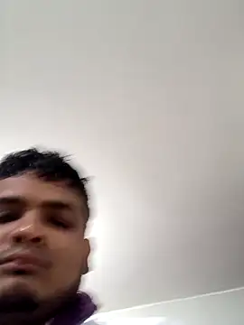 Boycuriousxxx webcam