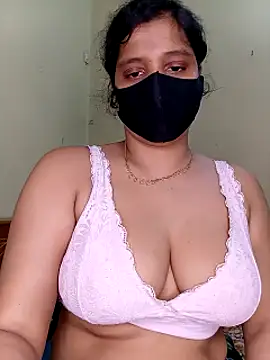 Rose-luckey webcam