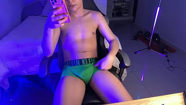 zamir333 webcam