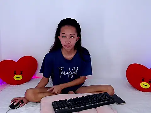 Sweet_kittyxx webcam
