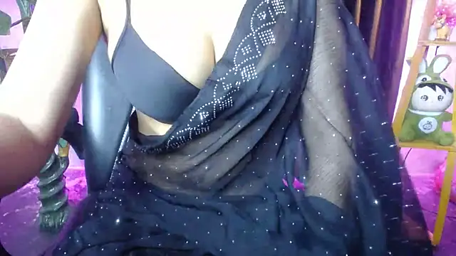 kiara_1122 - Kiara_1122's free webcam - UK Sex Cams