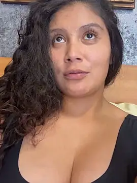 kinky_mila@xh webcam