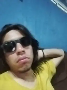 AlexAlejandro13 webcam