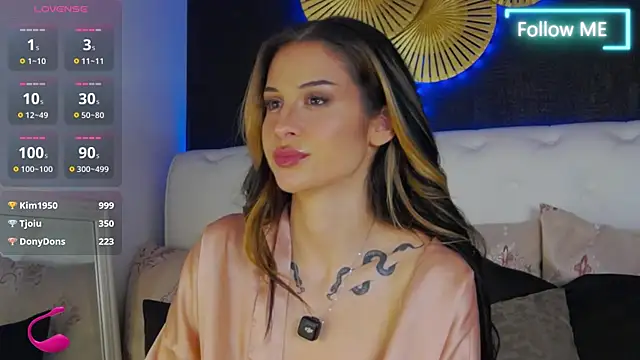 BellaKarma webcam
