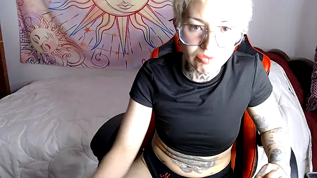 ArrangedFoot webcam