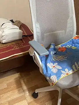 Mina048 webcam