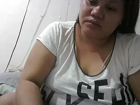 Singlemom_Anne webcam