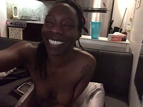 littyleesh1 webcam