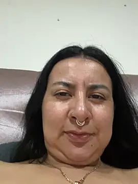 Abril_Luv webcam
