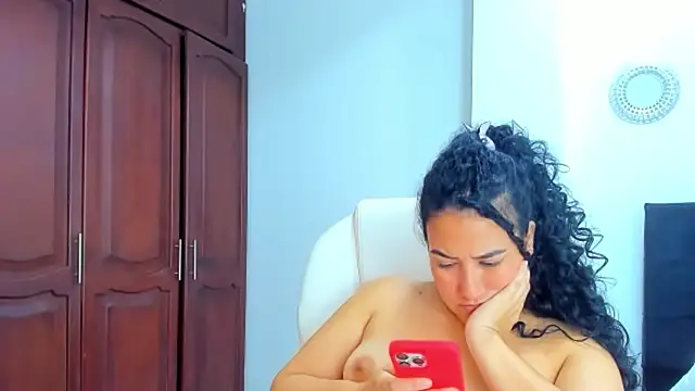 kathyajhonss webcam