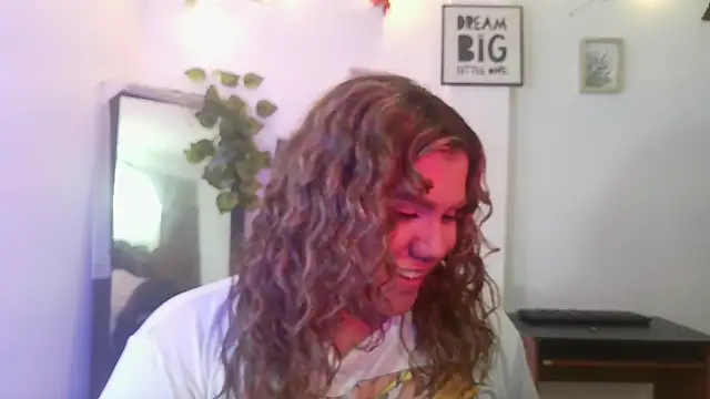evania_lorns webcam