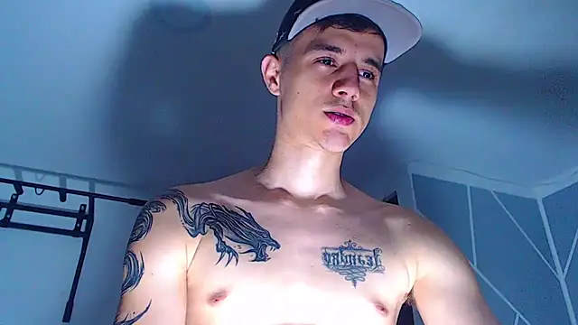 ADAM_HOT webcam