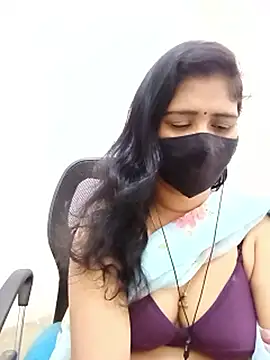 Lucky-Deepthi webcam