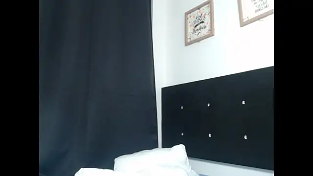 AlejandraScott webcam