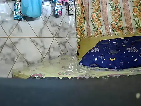 mommylicious_23 webcam