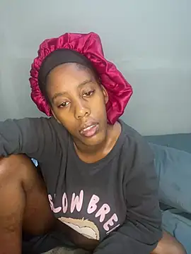 petite_bee webcam