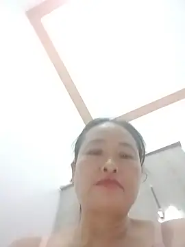 Maiaxoxo79 webcam