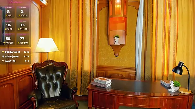 LatoniaNeedam webcam