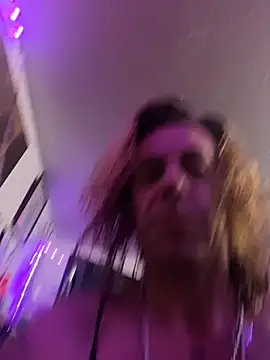 VanillaSnowcones webcam