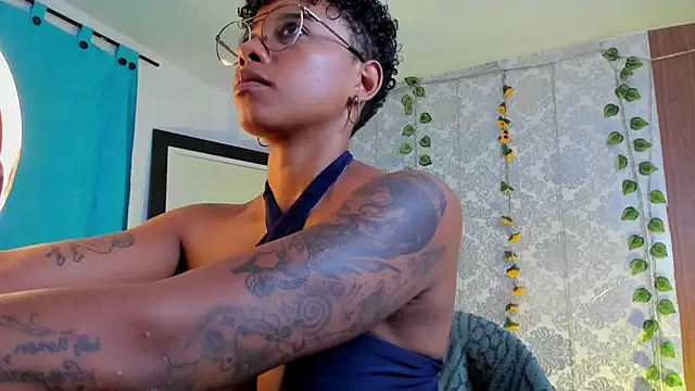 kelly_thomson webcam