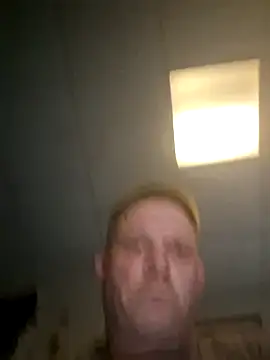 curiouscock38 webcam