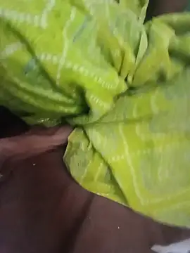 Desi_Couple_P webcam