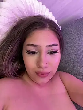 VivianneNicole webcam