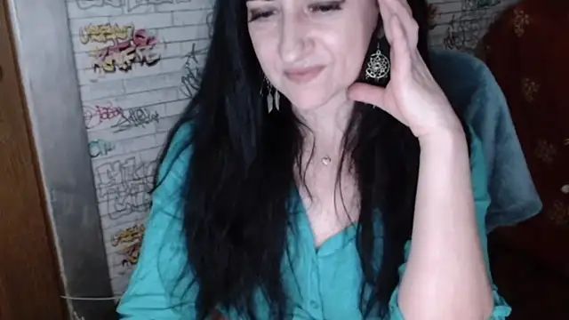 DebraMilf webcam