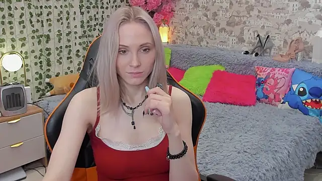 Gina_Gina_love webcam