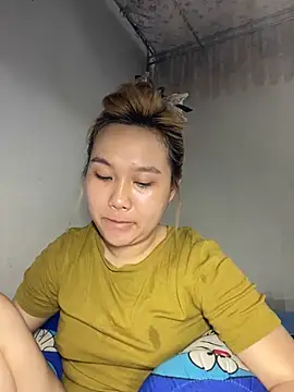 Almira6868 webcam