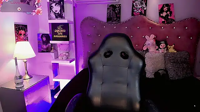 Megaan_Dolll webcam