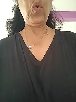 NakedMILFx webcam