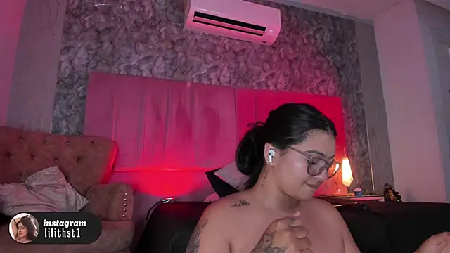 lilithst_ webcam