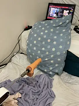 Ozge-SluttyScream69