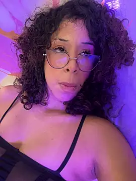 Woo_isDaphne webcam