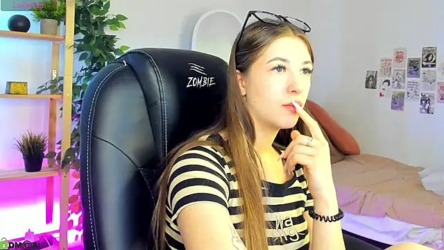Miss_Shanel webcam