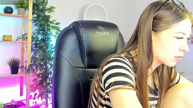 Miss_Shanel webcam