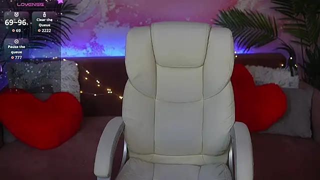 tinamelt - TinaMelt's free webcam