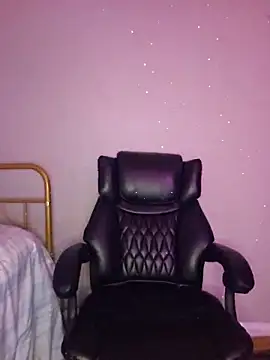 oliviaprettypussy webcam