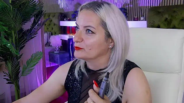 LadyTouch webcam