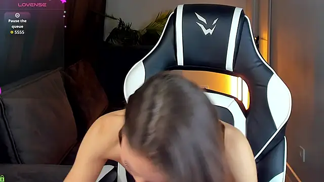 Leslie_Scott webcam