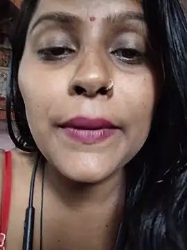 Jasmine_Januja webcam