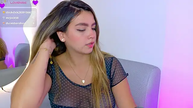 Ambar_Carter webcam