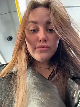 KiraSunshine webcam