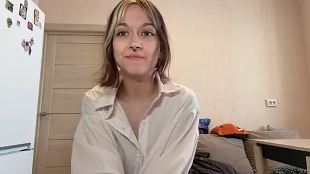 YourFavoriteAltgirl webcam