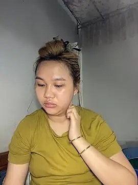 Almira6868 webcam