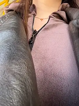 kirasunshine - KiraSunshine's free webcam - UK Sex Cams