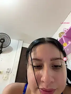 lucy_grey25 webcam
