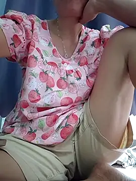 Baby-loveass69 webcam
